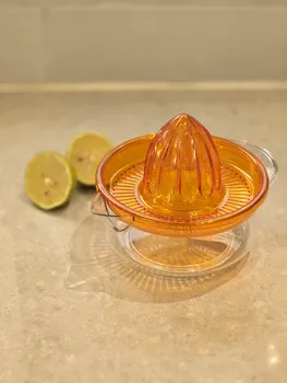 מסחטת הדרים אקרילית כולל גומיה